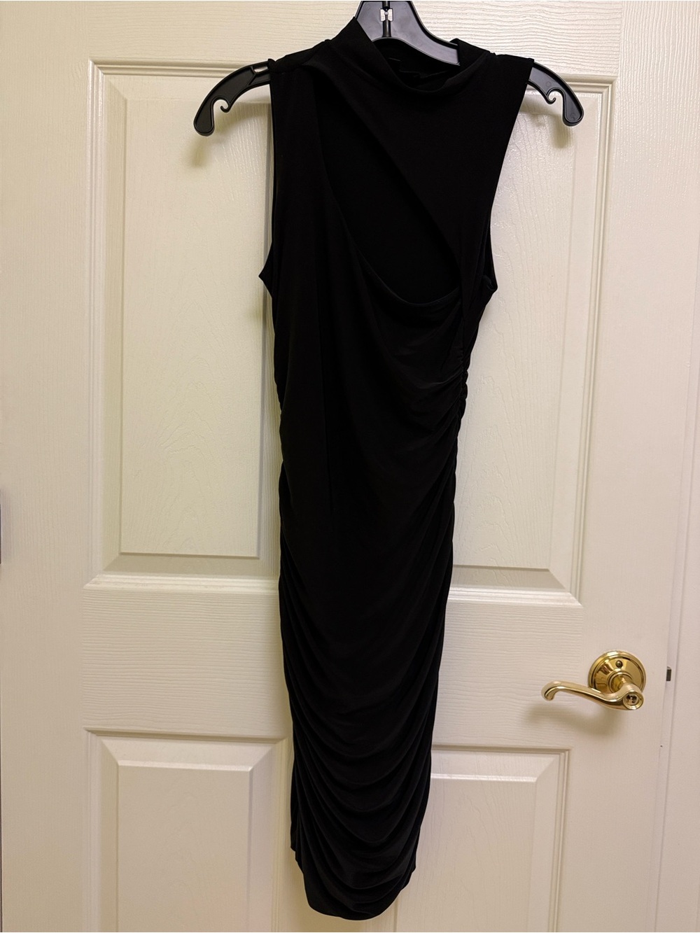 Missguided + Black Sleeveless Ruched Midi Dress
